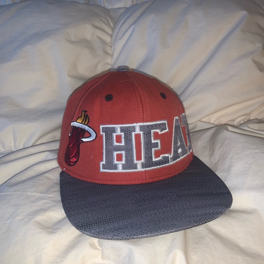 Adidas Miami Heat SnapBack hat